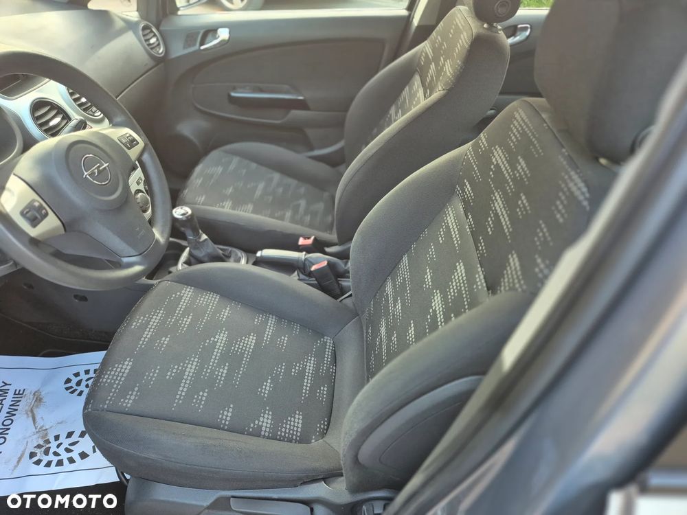 Opel Corsa 1.2 16V Essentia - 24