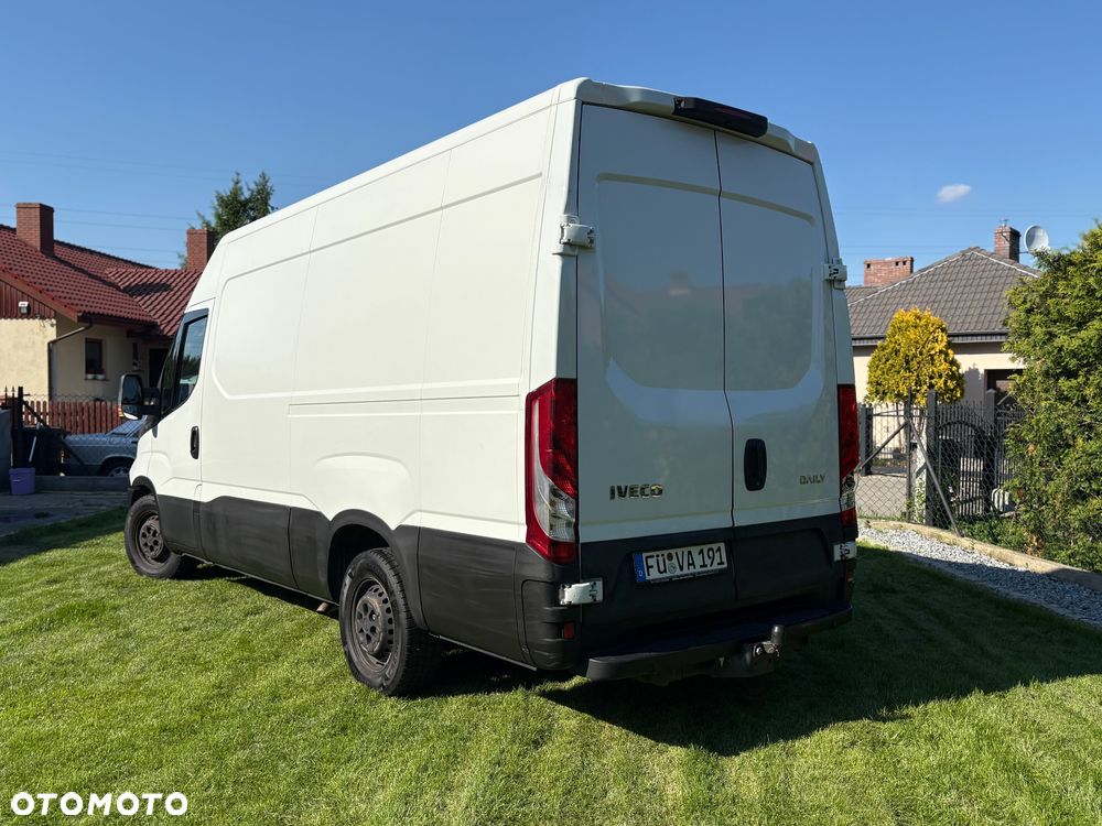 Iveco Daily 35S20 - 22