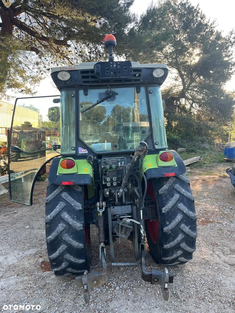 Claas Nexos 240VL - 3