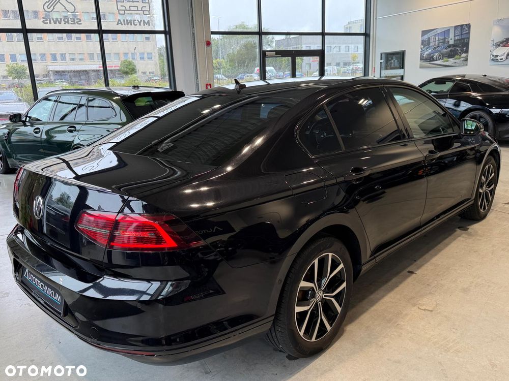 Volkswagen Passat 1.8 TSI BMT Comfortline DSG - 3