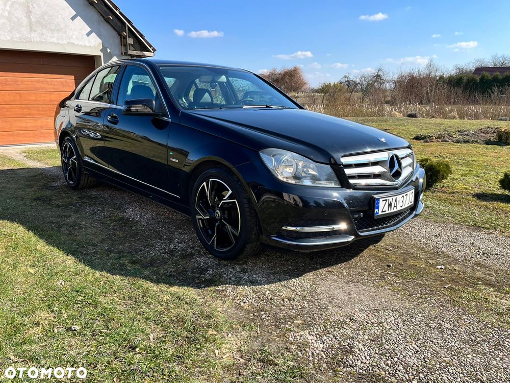 Mercedes-Benz Klasa C 180 BlueEFFICIENCY 7G-TRONIC Avantgarde - 1