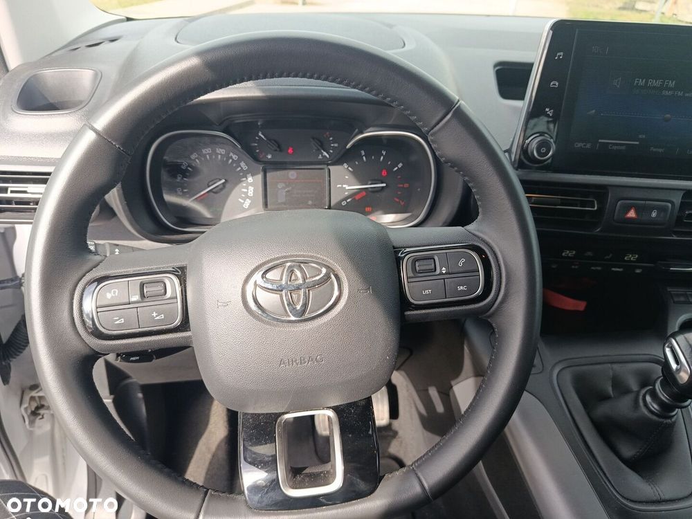 Toyota Proace City Verso Long 1.2 D-4T Family - 17