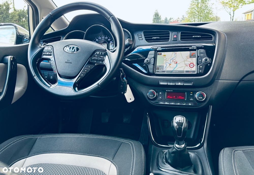 Kia Ceed 1.6 GDI Edition 7 - 18