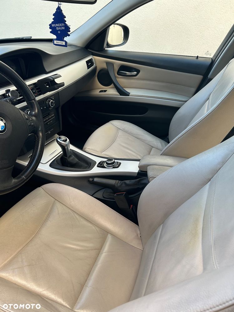 BMW Seria 3 316d - 9