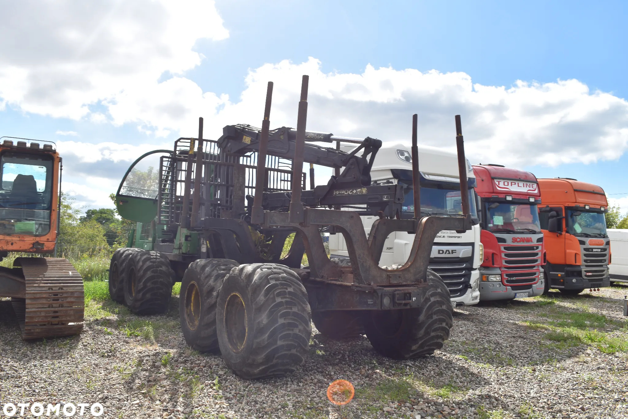 John Deere 1210E - 4