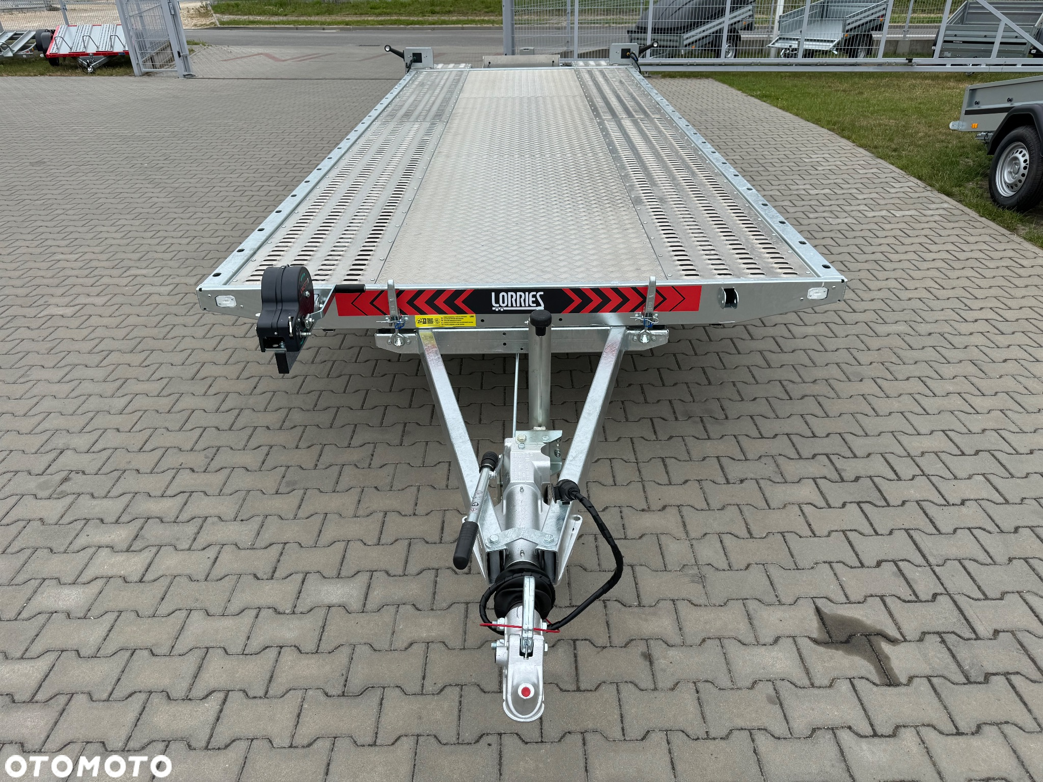 Lorries PLI-35 5521 - 9