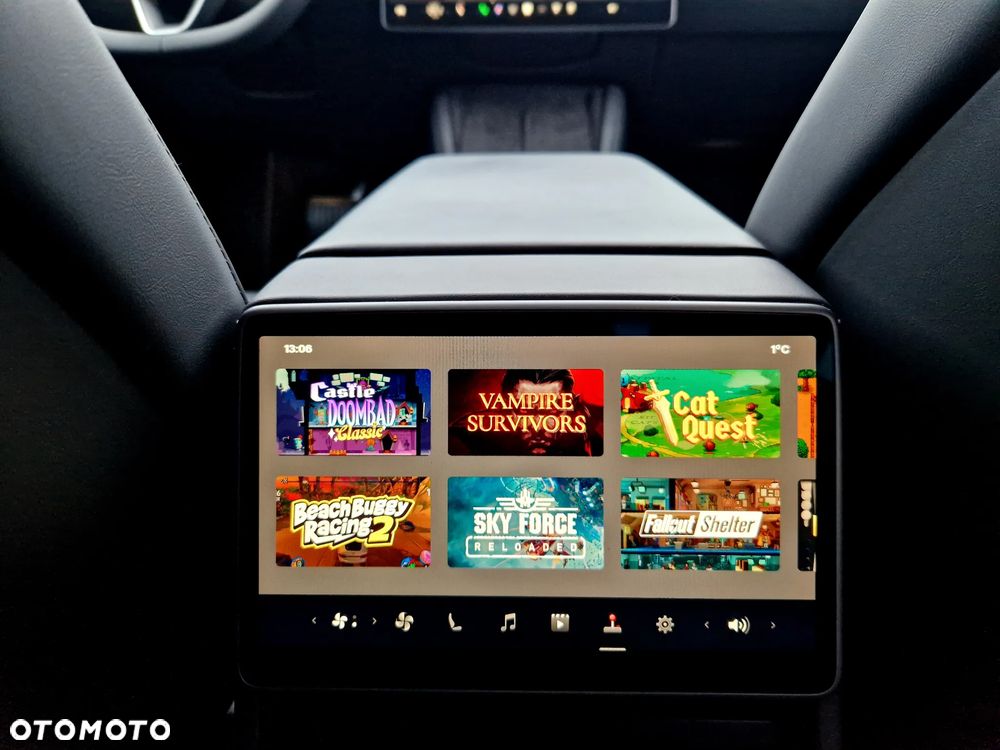 Tesla Model 3 Standard Reichweite Plus Hinterradantrieb - 19