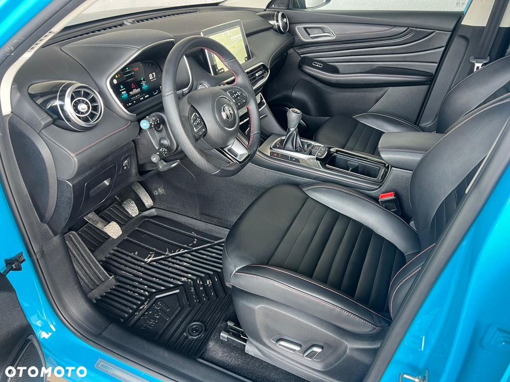 MG HS 1.5 T-GDI Exclusive - 16
