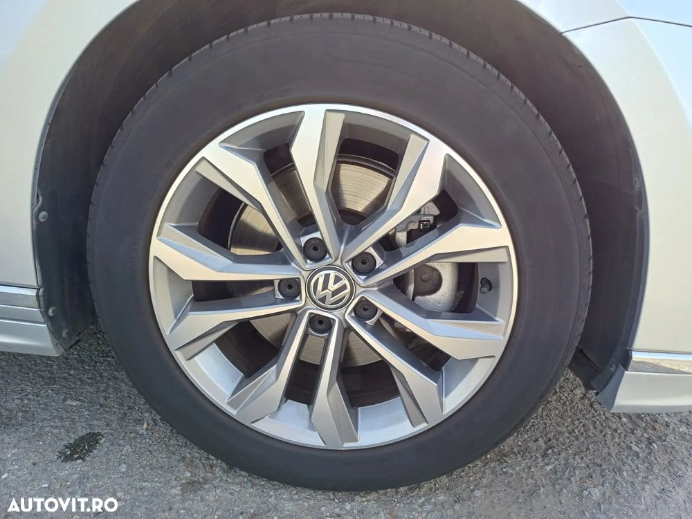 Volkswagen Passat - 10