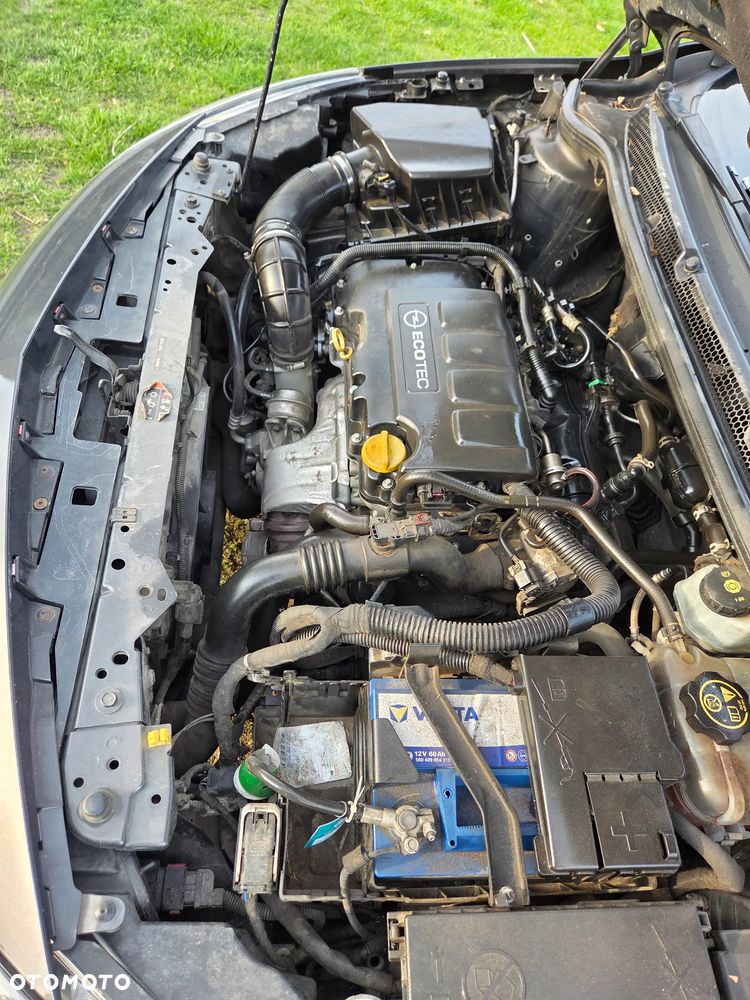 Opel Astra 1.4 T Cosmo EU6 - 10