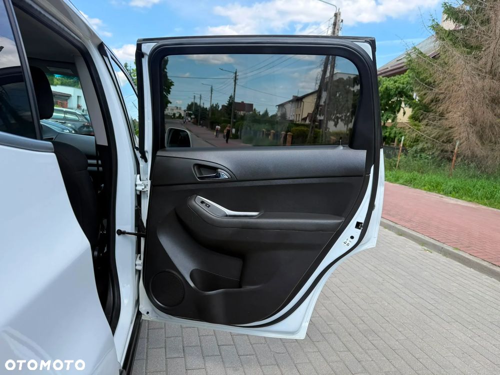 Chevrolet Orlando - 23