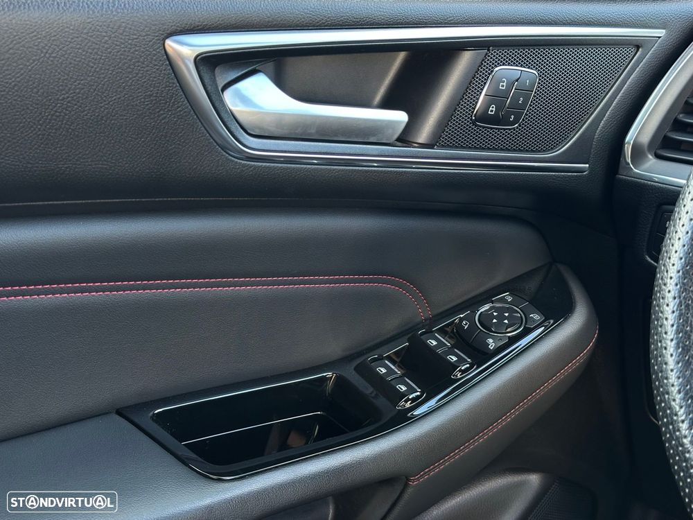 Ford S-Max 2.0 TDCi ST-Line Powershift - 38