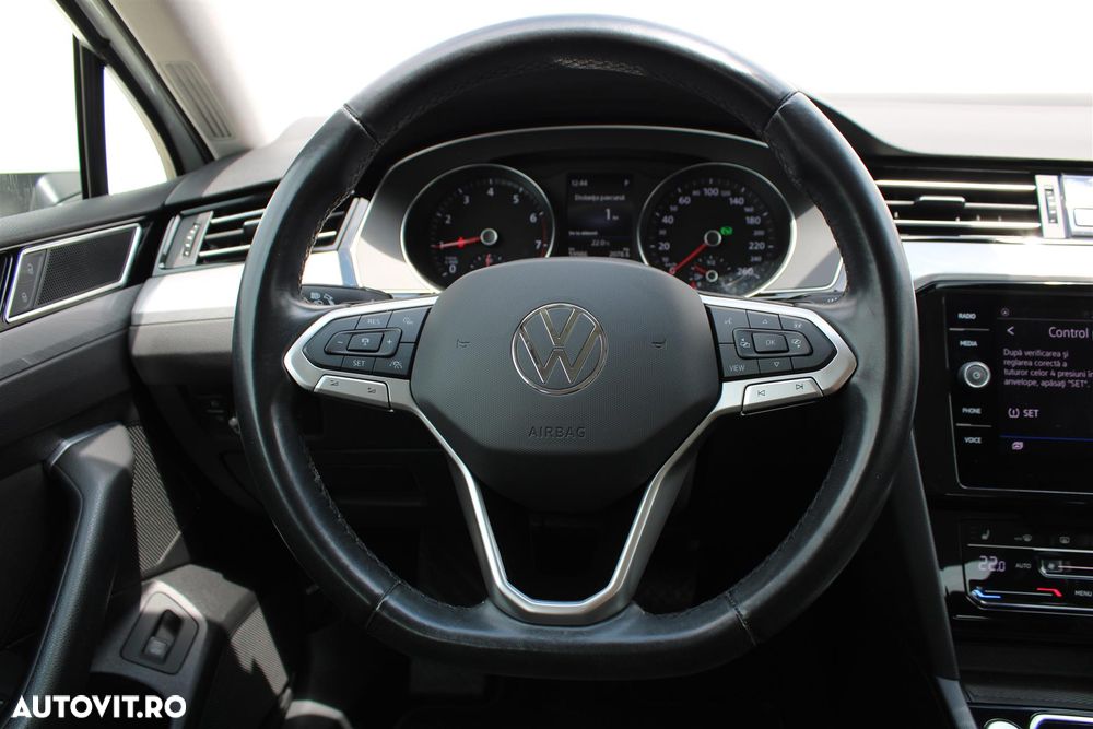 Volkswagen Passat 1.5 TSI ACT DSG Comfortline - 17