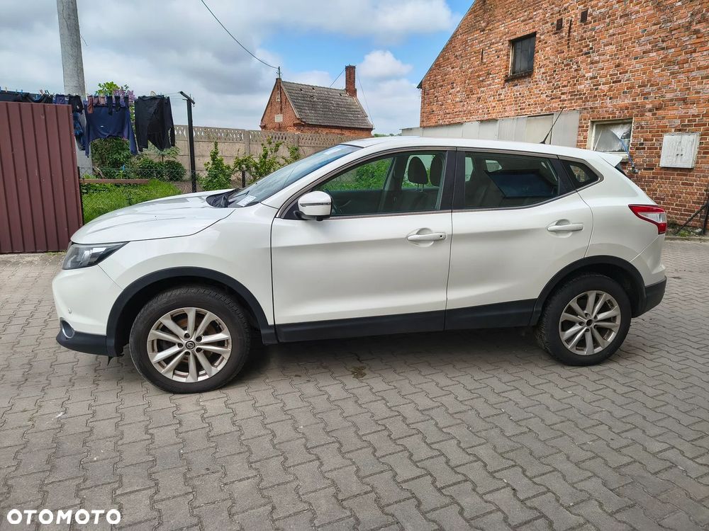 Nissan Qashqai - 12