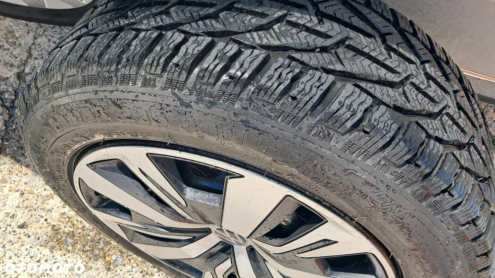 Volkswagen Passat 2.0 TDI DPF Comfortline - 18