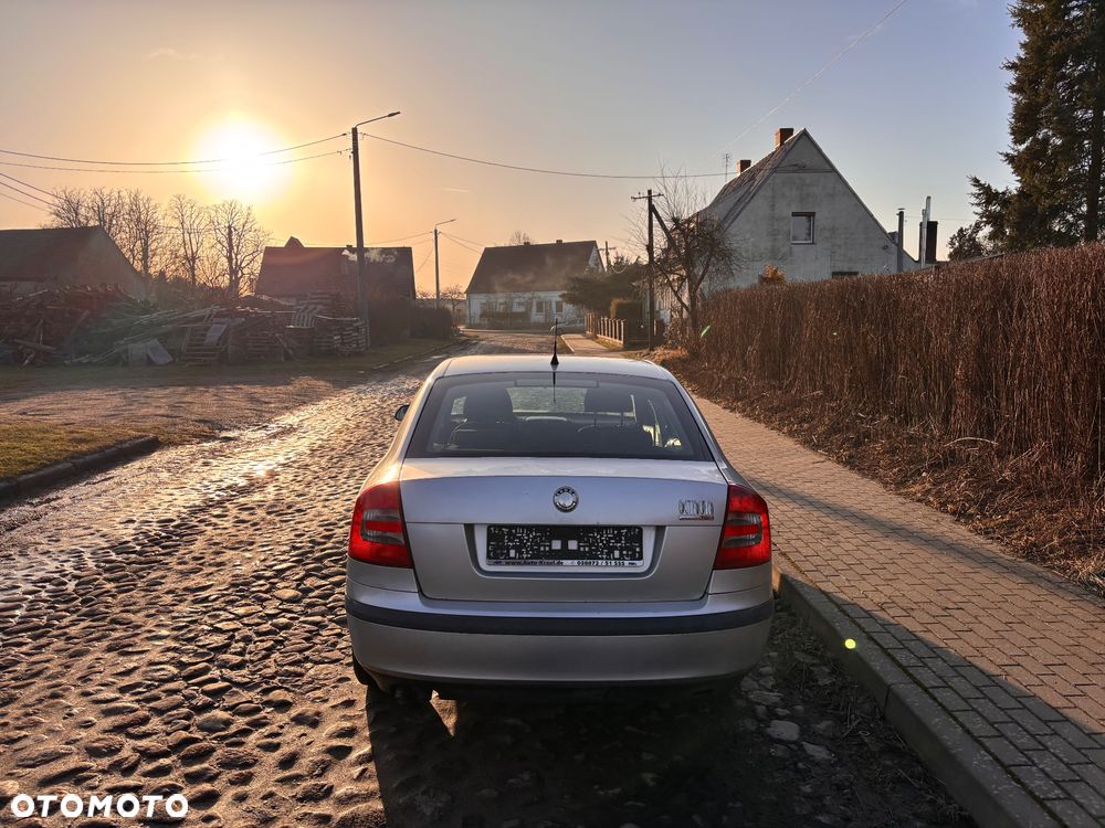 Skoda Octavia 1.9 TDI DPF Elegance - 6