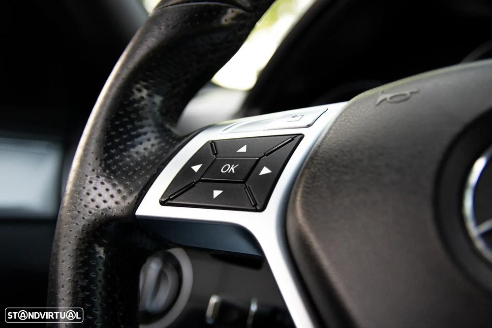 Mercedes-Benz E 220 BlueTEC 9G-TRONIC Avantgarde - 51