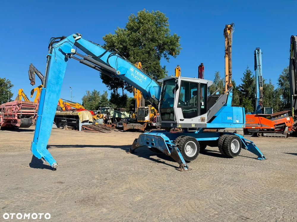 Fuchs MHL 320, 8592mth - 8