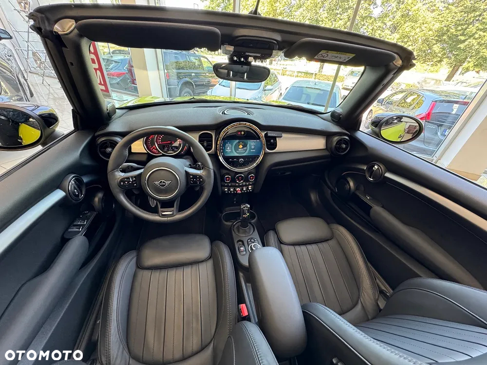 MINI John Cooper Works - 13