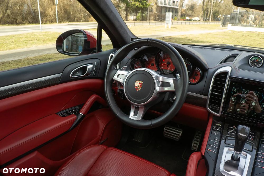 Porsche Cayenne Turbo S Tiptronic S - 23