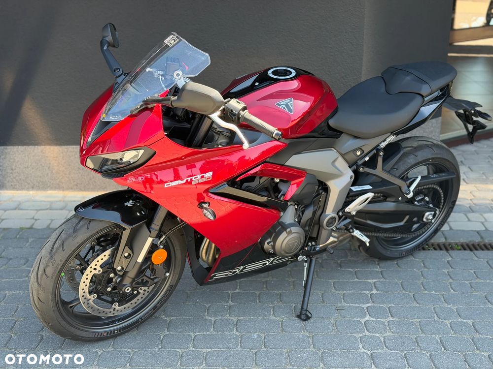 Triumph Daytona - 14