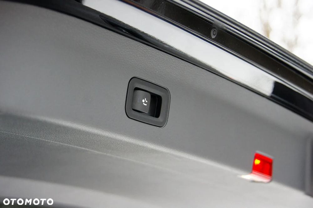 Mercedes-Benz GLS 400 d 4-Matic - 32
