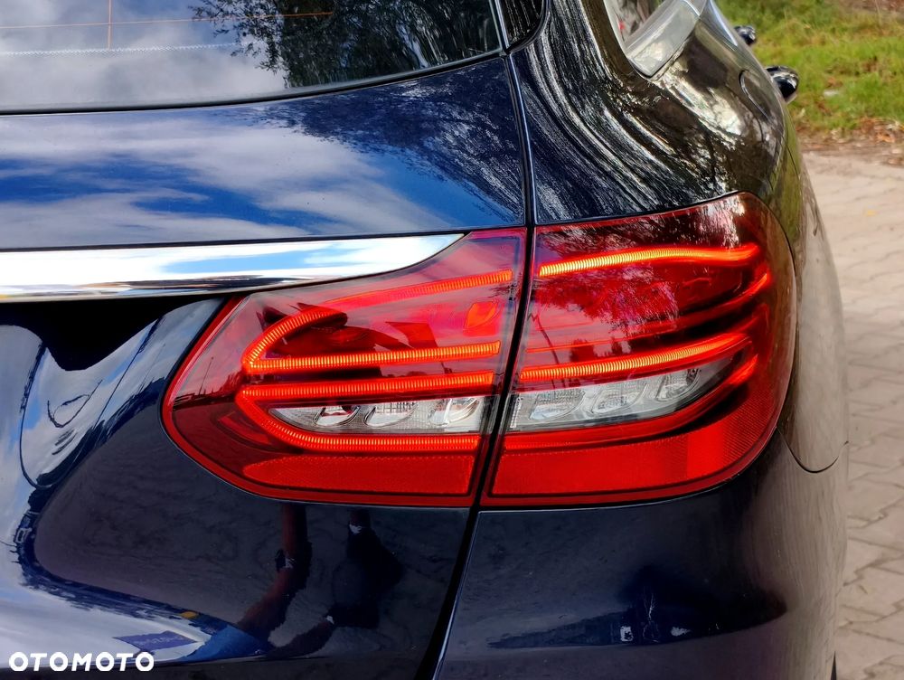 Mercedes-Benz Klasa C 200 d T 9G-TRONIC Exclusive - 28