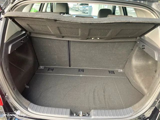 Hyundai i30 1.4 FIFA WM Edition - 24