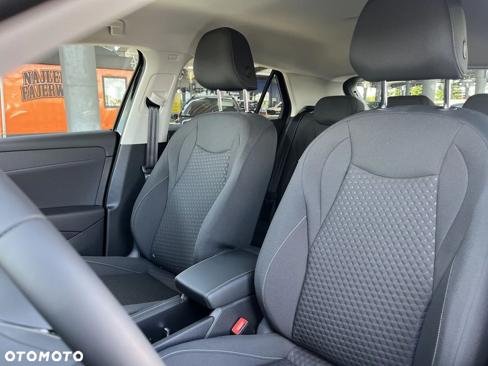 Volkswagen T-Roc 1.5 eTSI Life DSG - 12