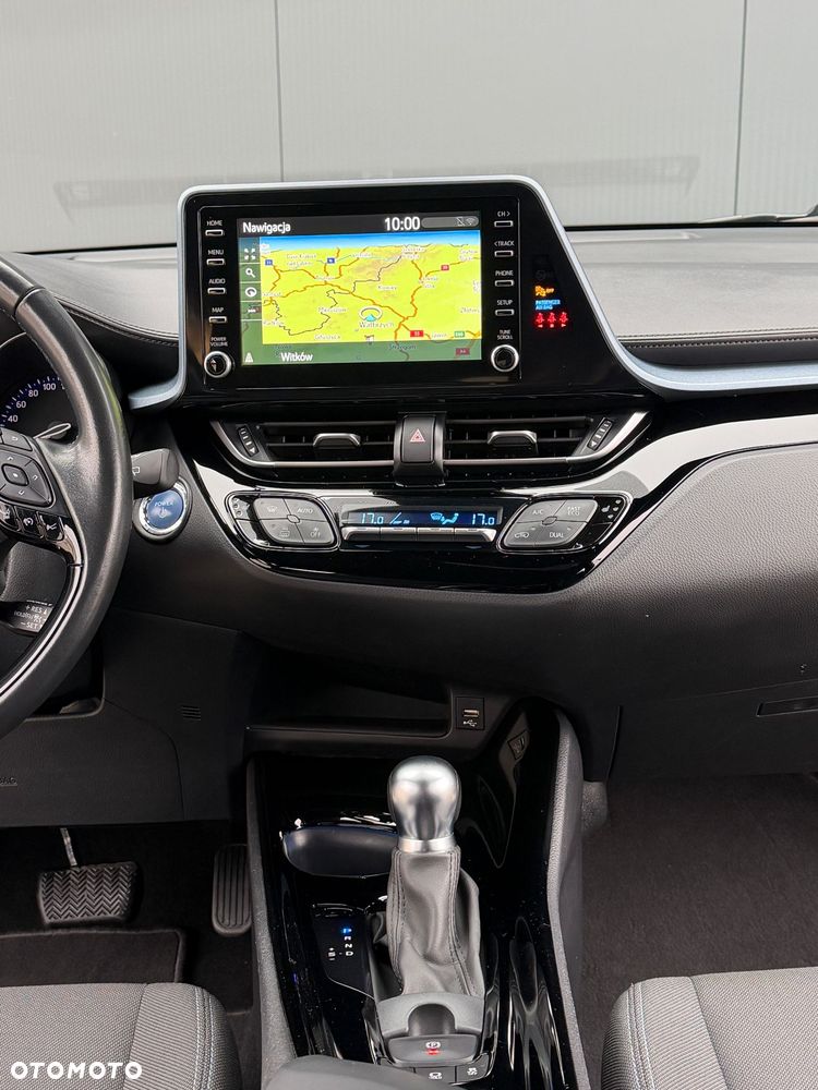 Toyota C-HR 2.0 Hybrid Executive - 8