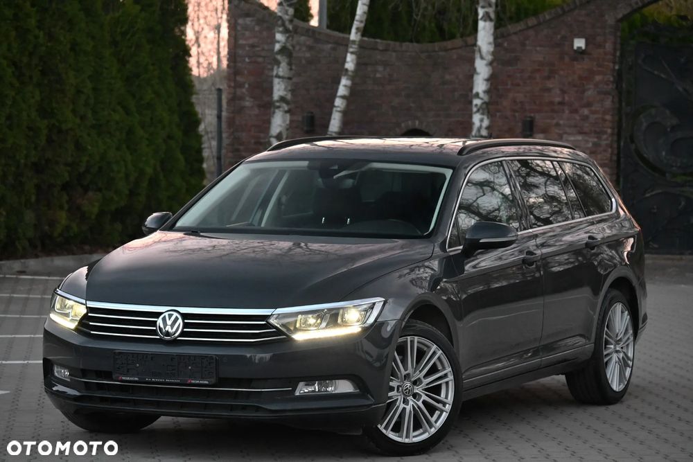 Volkswagen Passat 2.0 TDI SCR DSG Elegance - 1