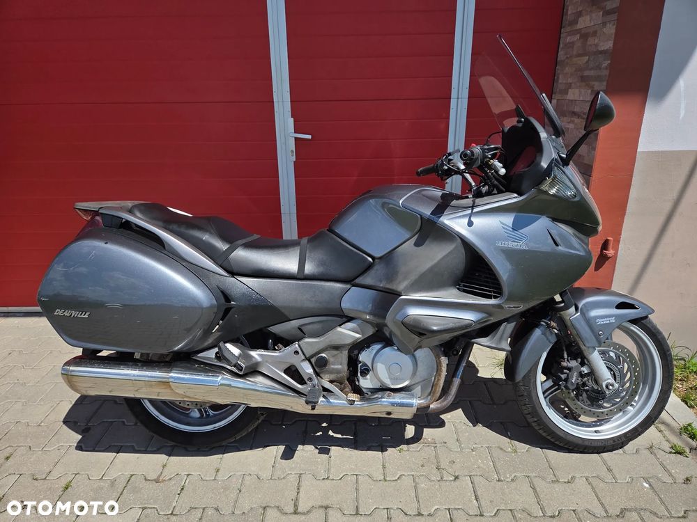 Honda NTV - 1