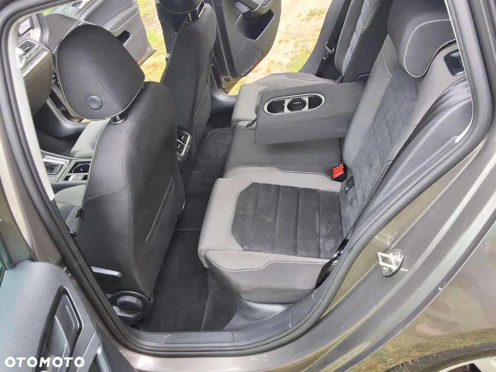 Volkswagen Golf 1.4 TSI (BlueMotion Technology) DSG Highline - 27