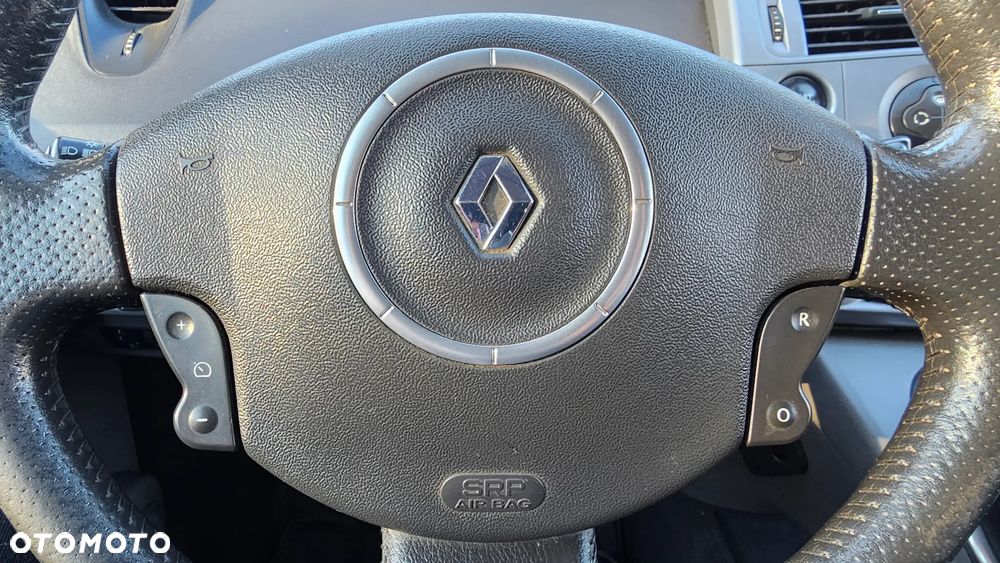 Renault Scenic 1.6 16V Emotion - 13