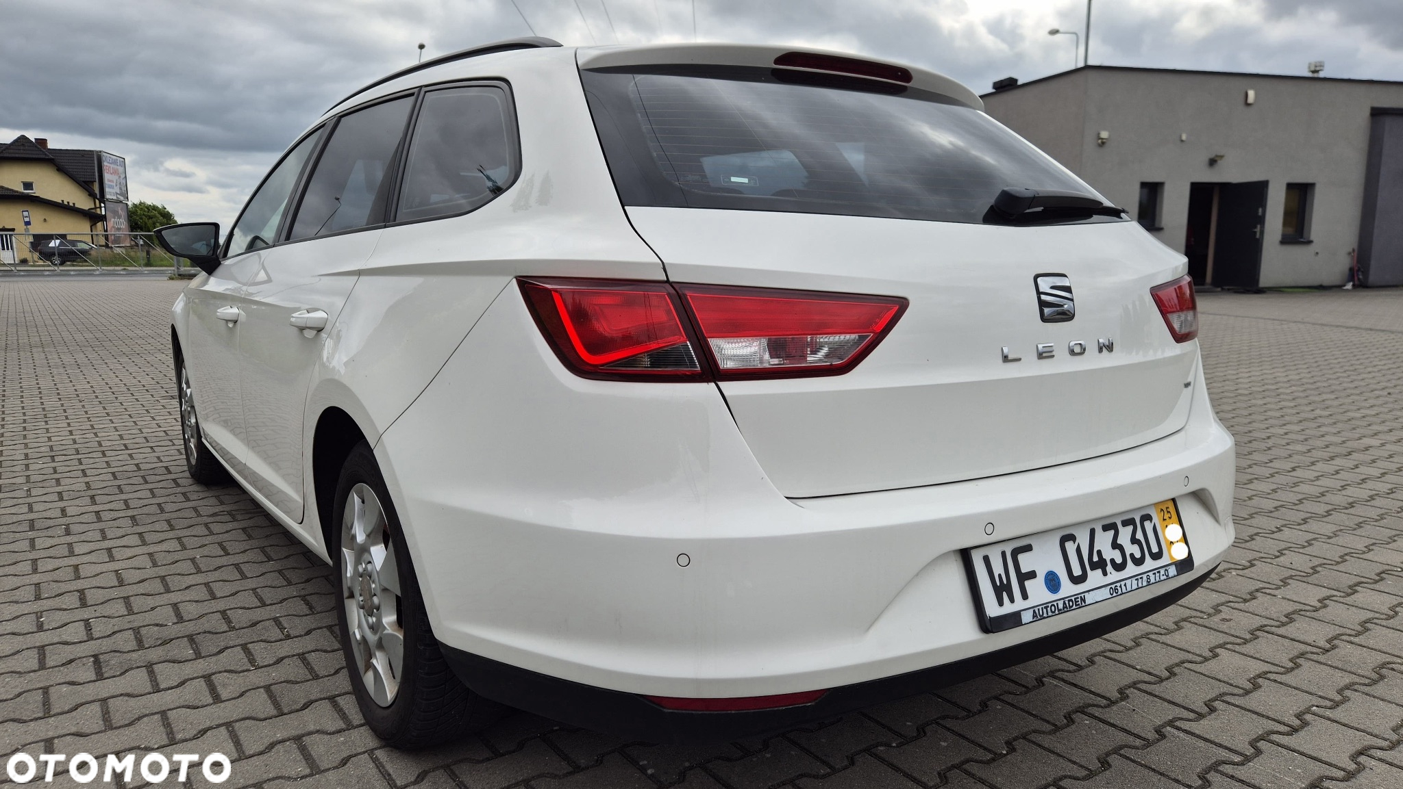 Seat Leon 1.6 TDI DPF Ecomotive Reference - 6