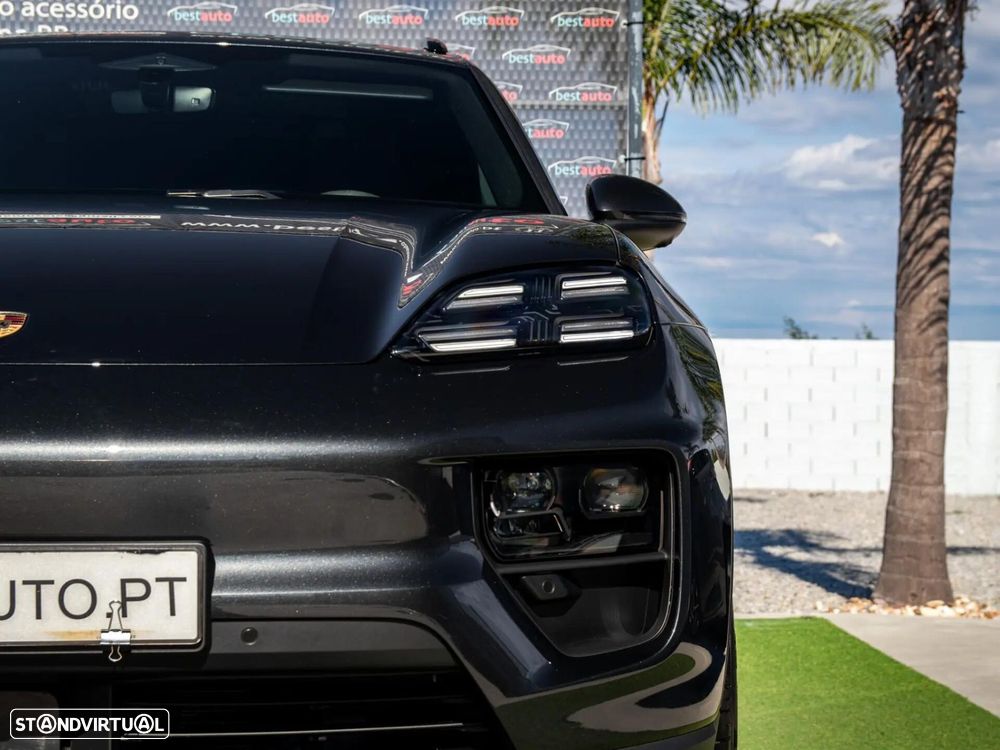 Porsche Macan Electric 4S - 18