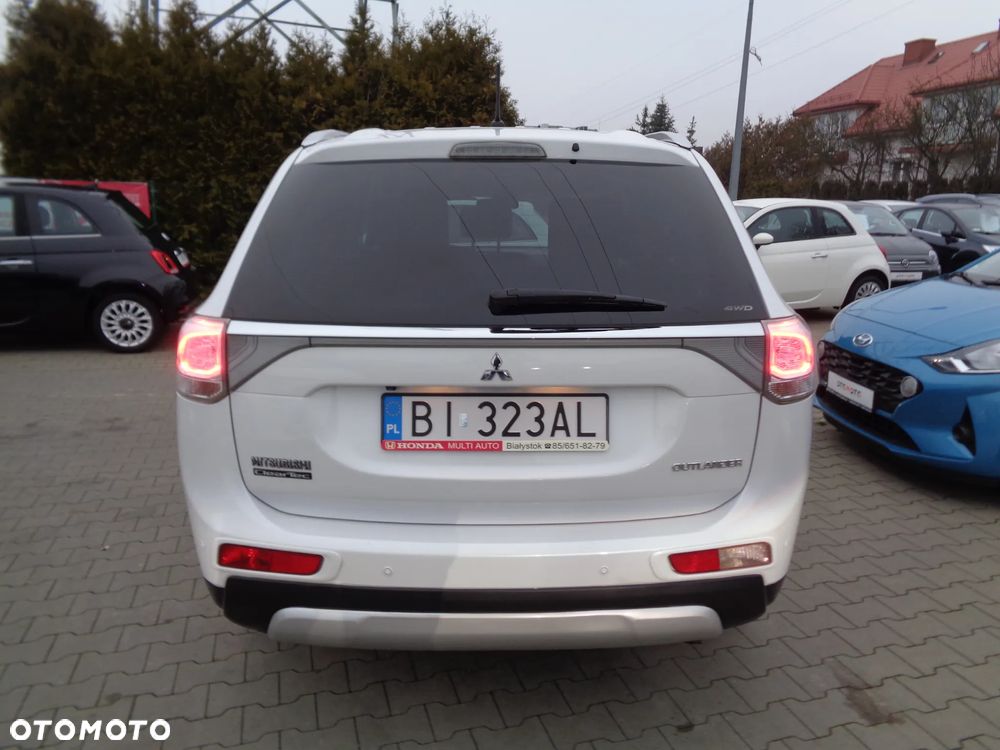 Mitsubishi Outlander 2.0 Intense Comfort 4WD CVT - 5