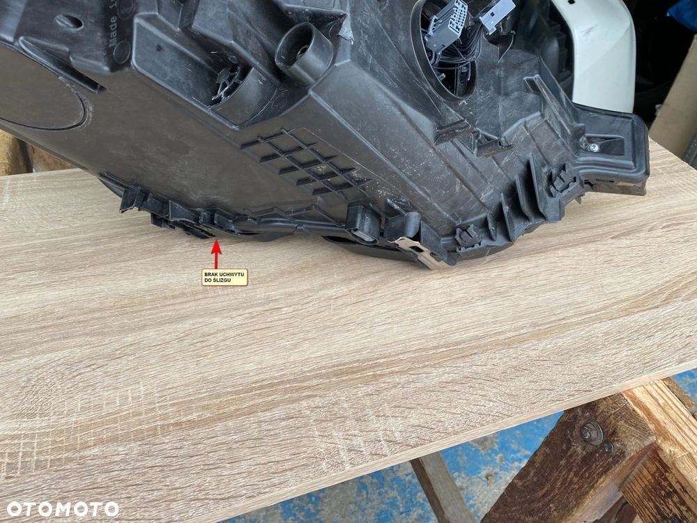 LAMPA PRZEDNIA LEWA VOLVO XC60 II LIFT MID LED 22- 32338982 - 10