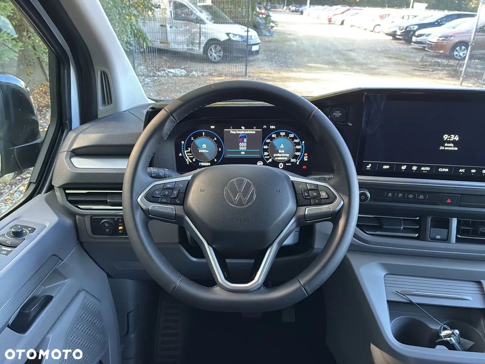 Volkswagen Caravelle - 21