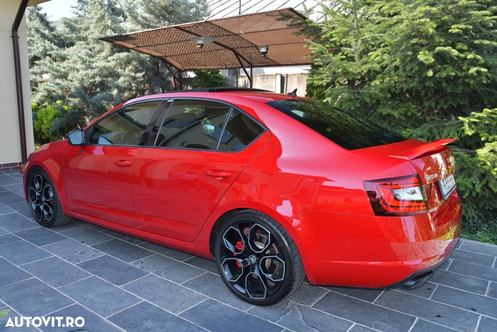 Skoda Octavia 2.0 245 TSI RS - 6
