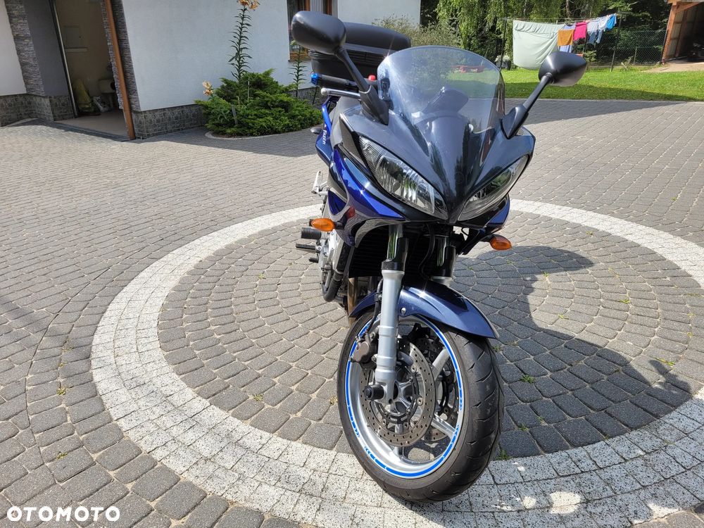 Yamaha FZ6 - 5
