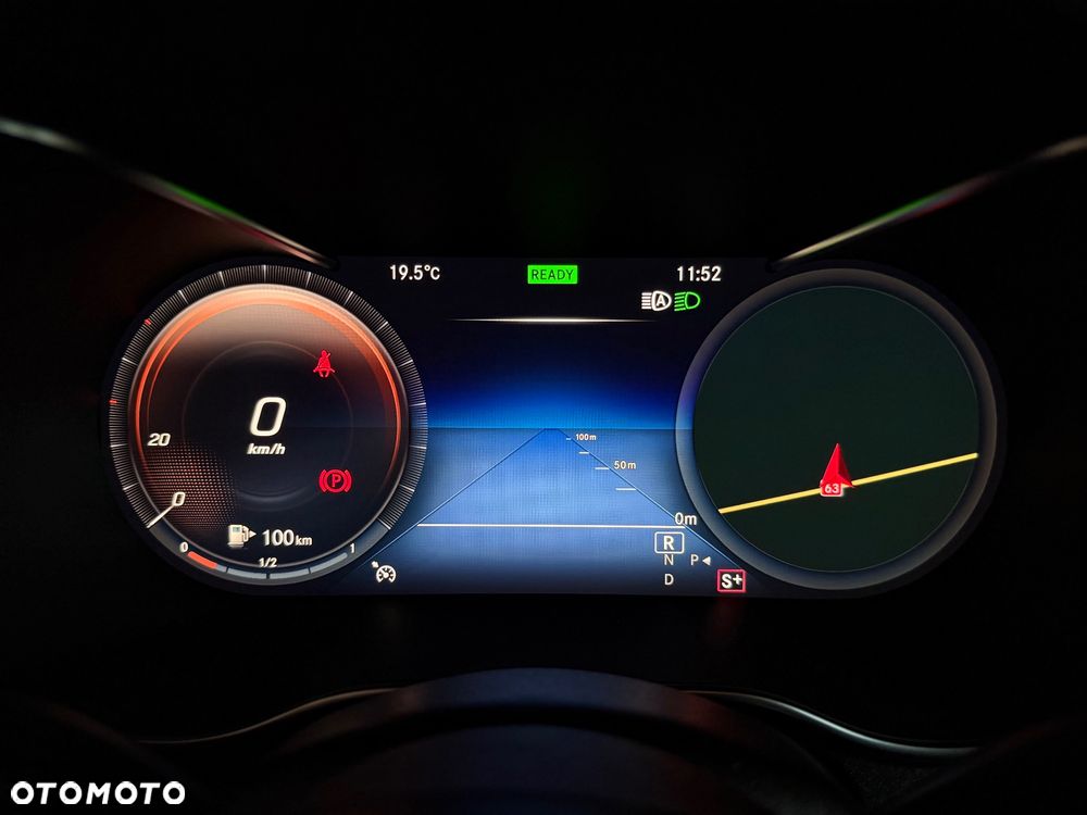 Mercedes-Benz GLC 200 4Matic 9G-TRONIC AMG Line Plus - 13