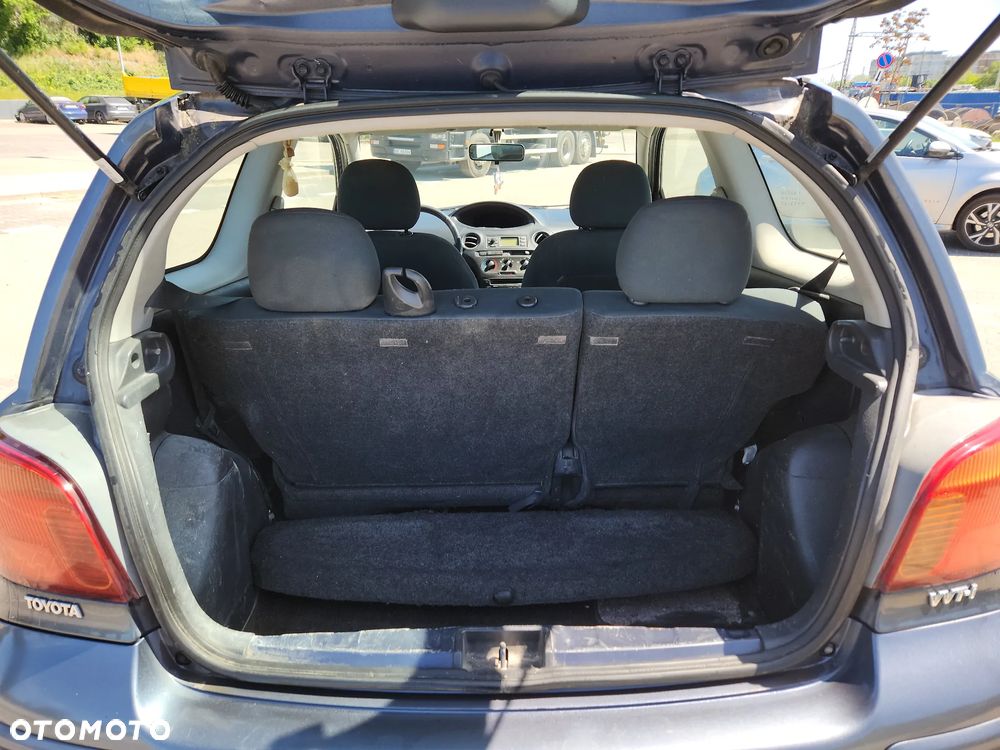Toyota Yaris 1.0 Sol - 14