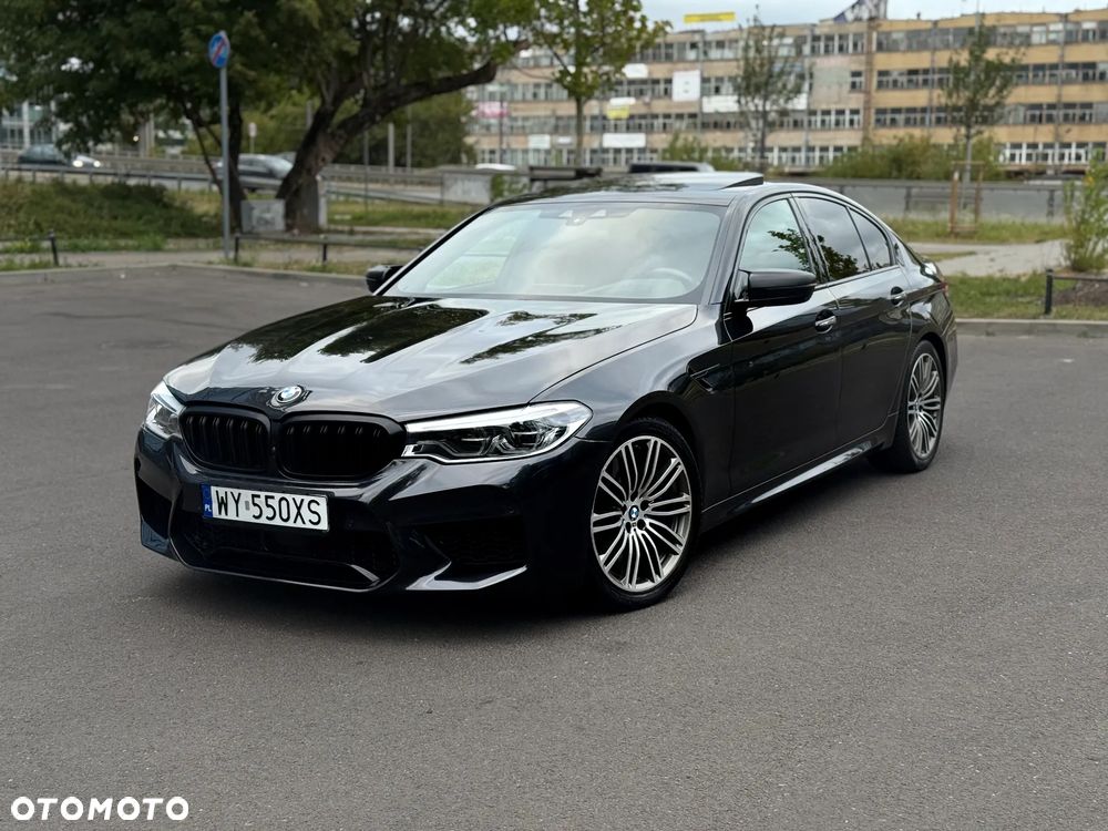 BMW Seria 5 M550i xDrive sport - 17
