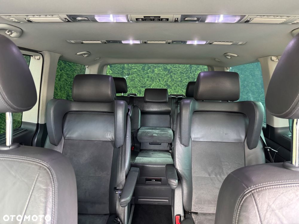 Volkswagen Multivan - 18