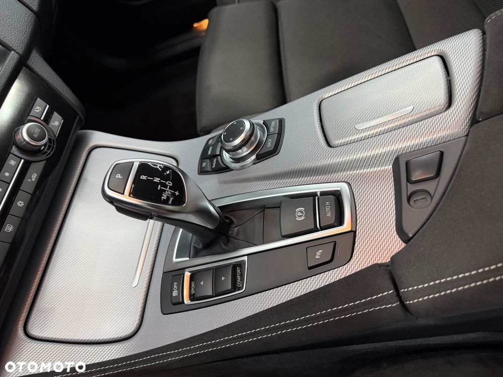 BMW Seria 5 520d - 13