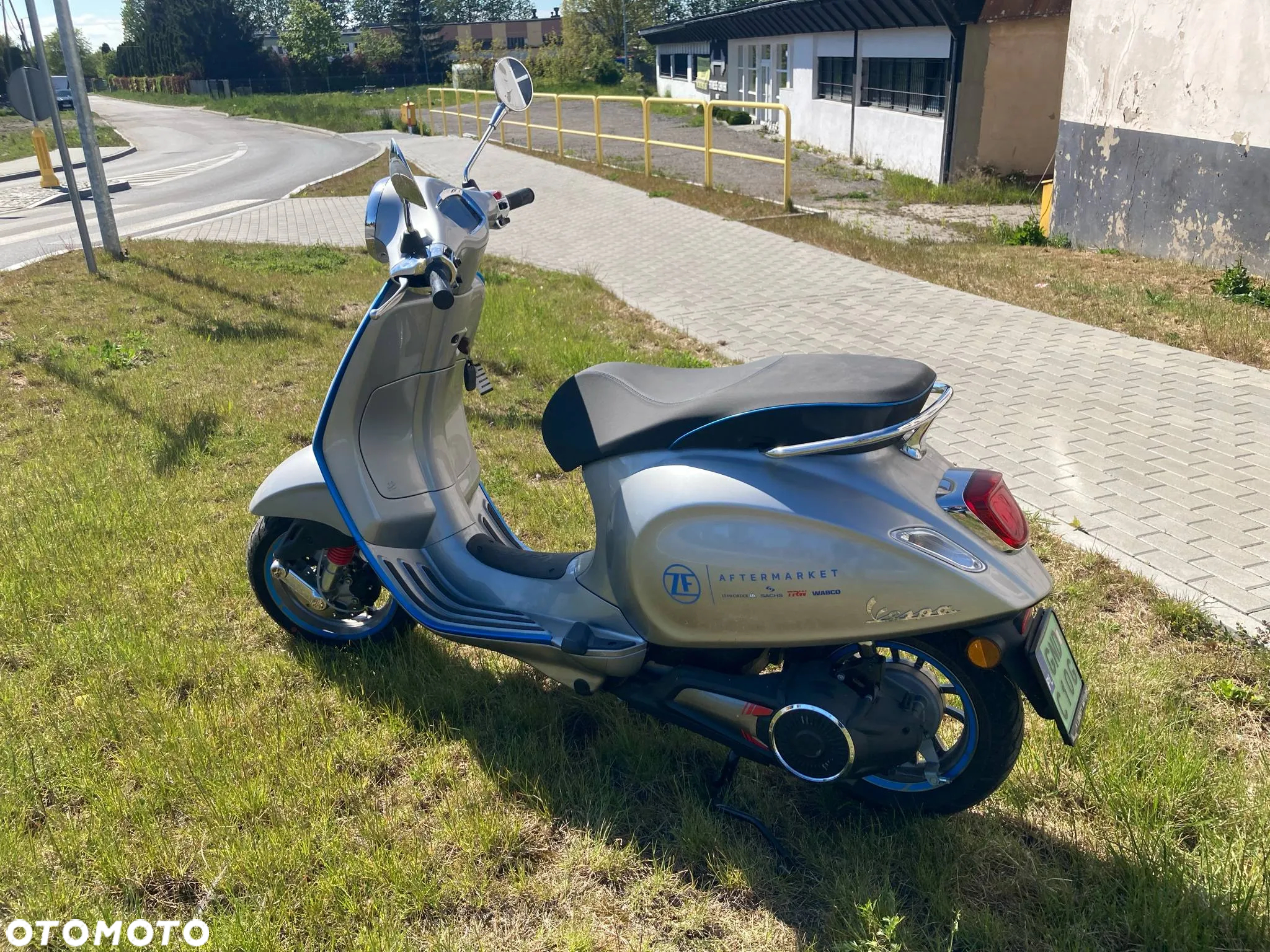 Piaggio Vespa - 7