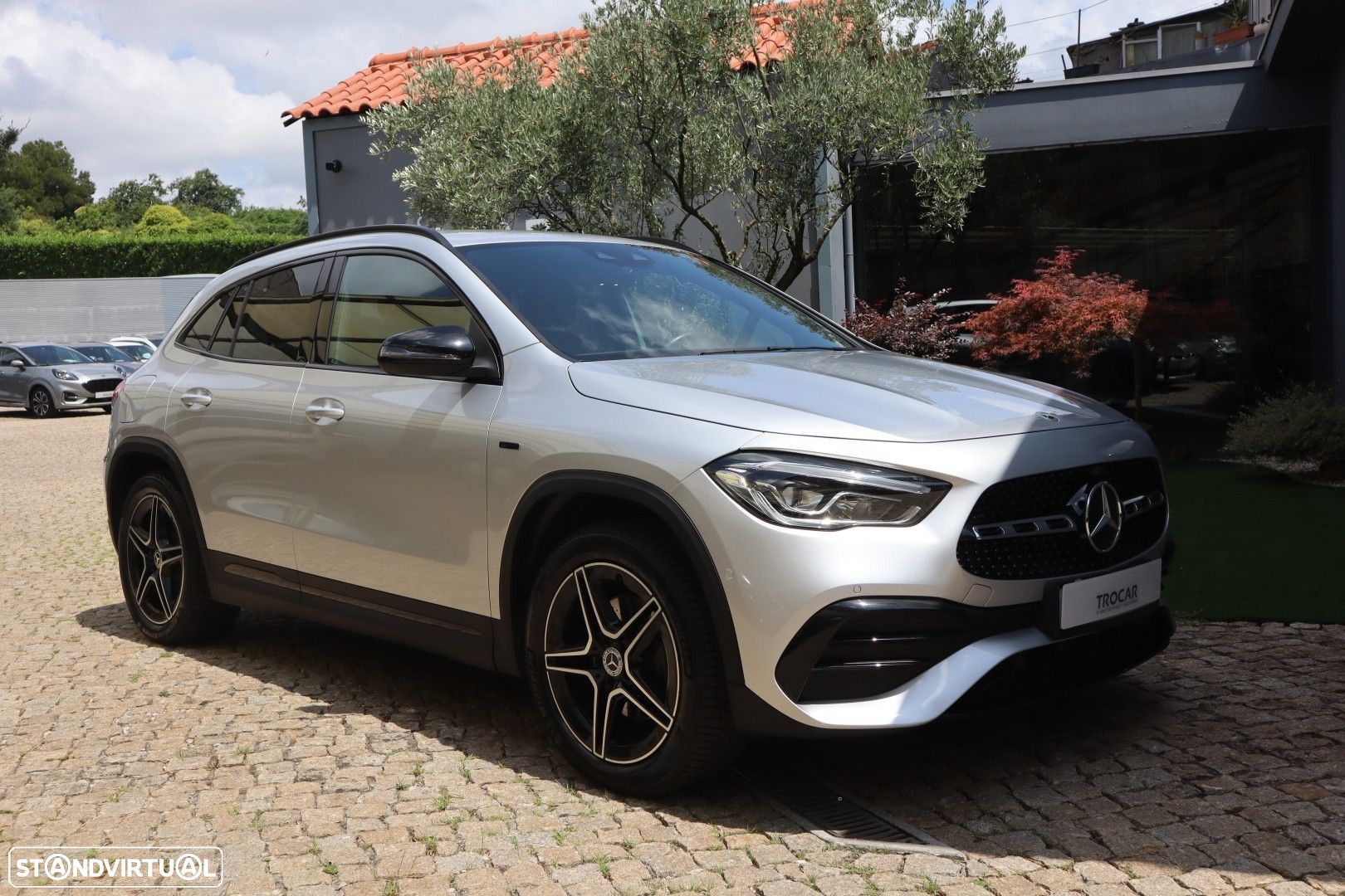 Mercedes-Benz GLA 250 e AMG Line - 1