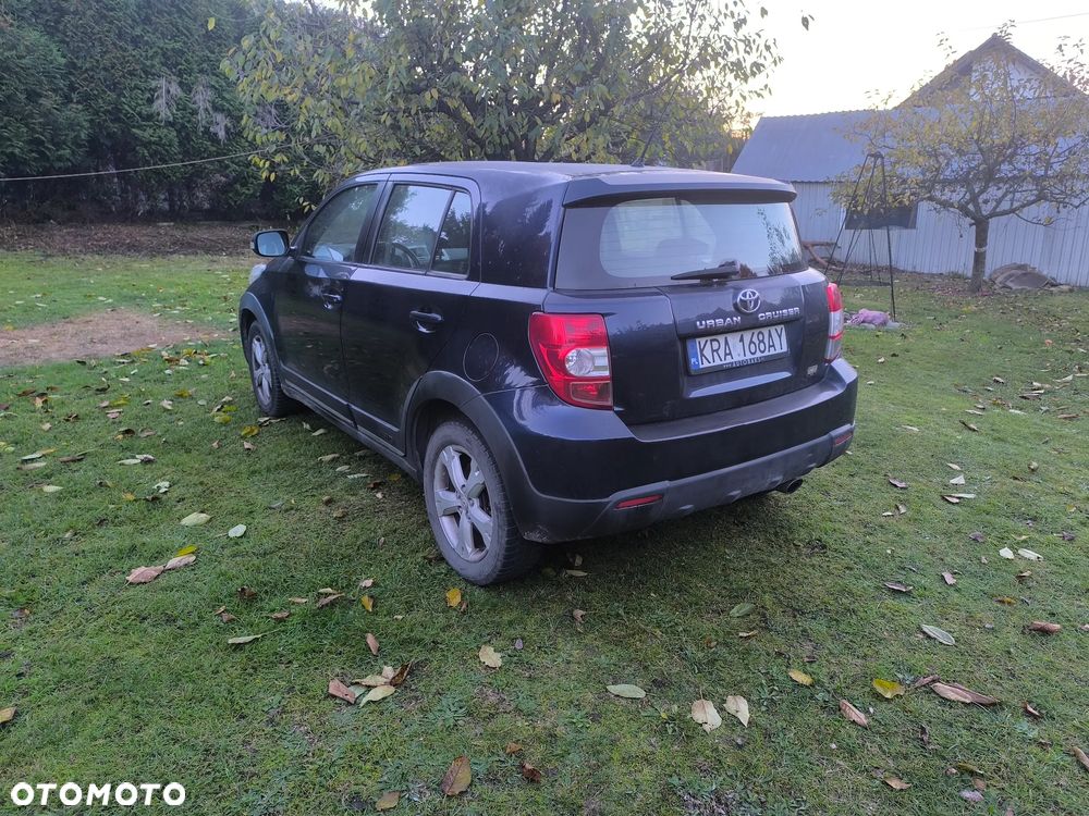 Toyota Urban Cruiser 1.4 D-4D Sol 4x4 - 4