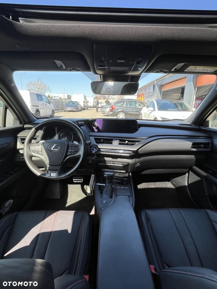 Lexus UX 250h F SPORT - 7